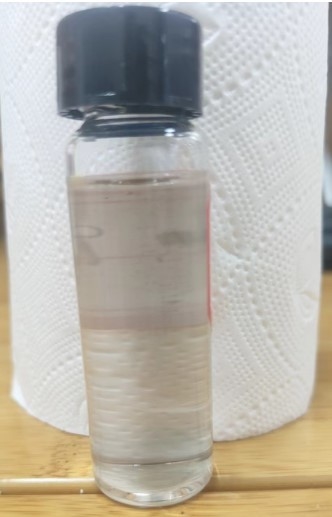 Acides gras à chaîne courte et moyenne émulsionnés Liquide soluble dans l'eau pour la volaille